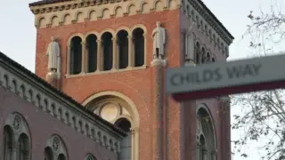 USC building with 