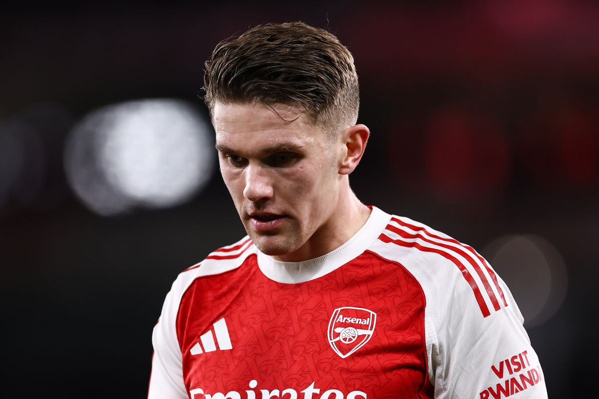 Viktor Gyokeres looks on during an Arsenal game