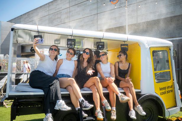 Londoners cool off at the ‘giffgaff keep your cool zone’ at Boxpark Shoreditch