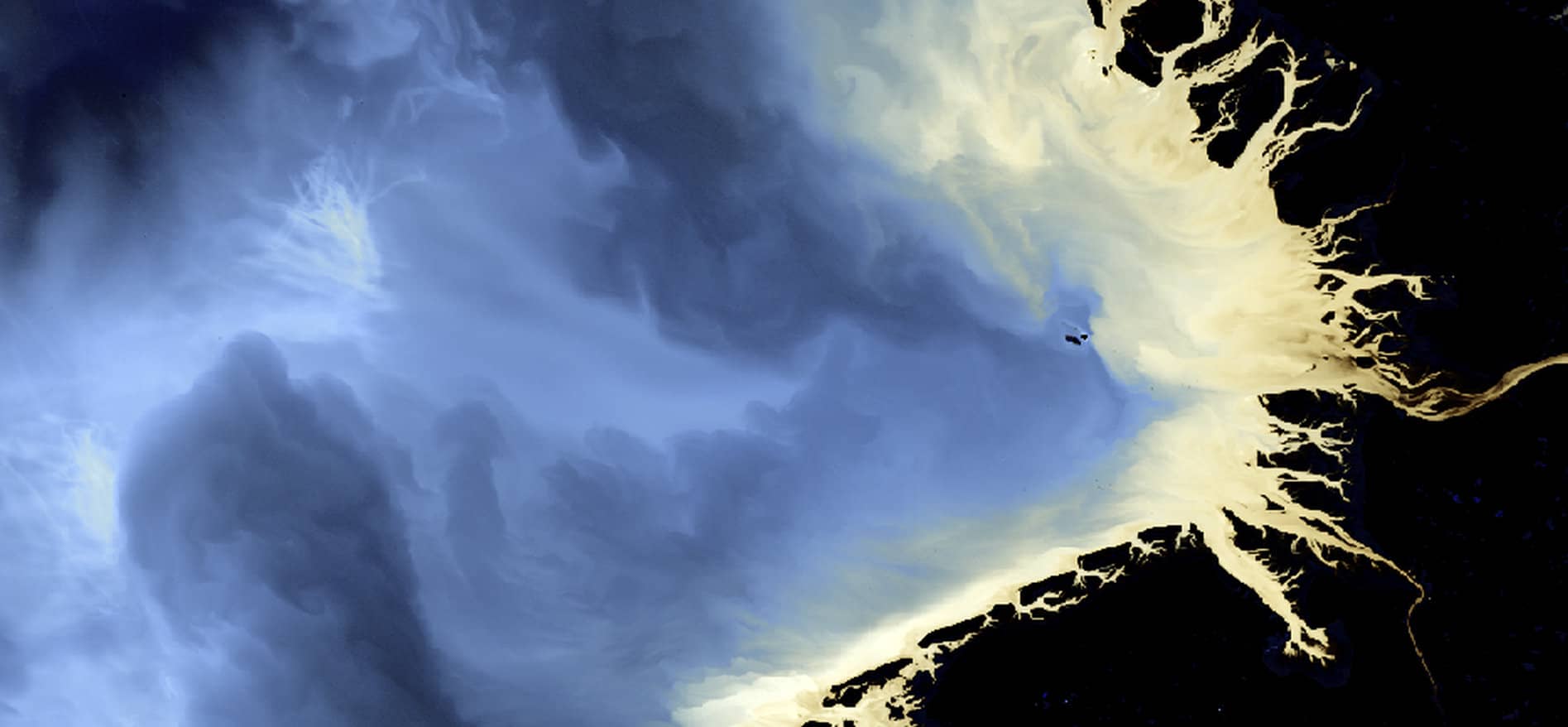 MER_FRS_1PNMAP20050401_102119_German_Bight_16137_c2r_RGB_ausschnitt_3-comp