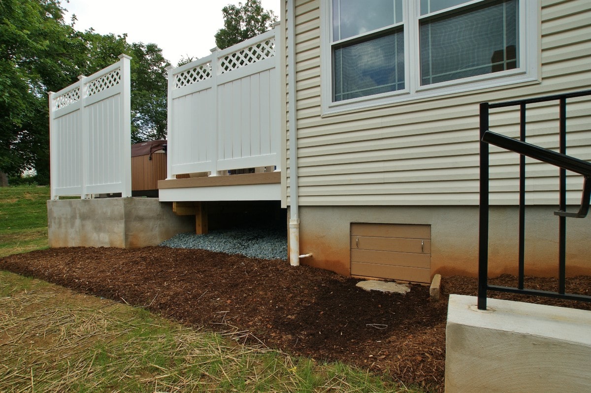 wet crawl space